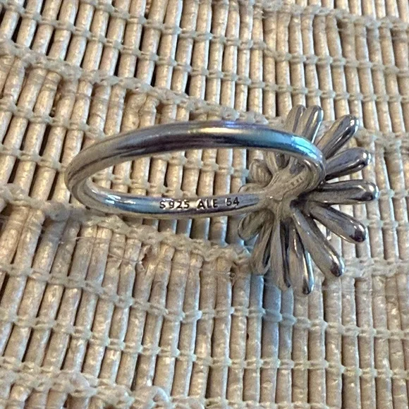 Pandora Silver Daisy Ring 198817C01-54 - Picture 2 of 3